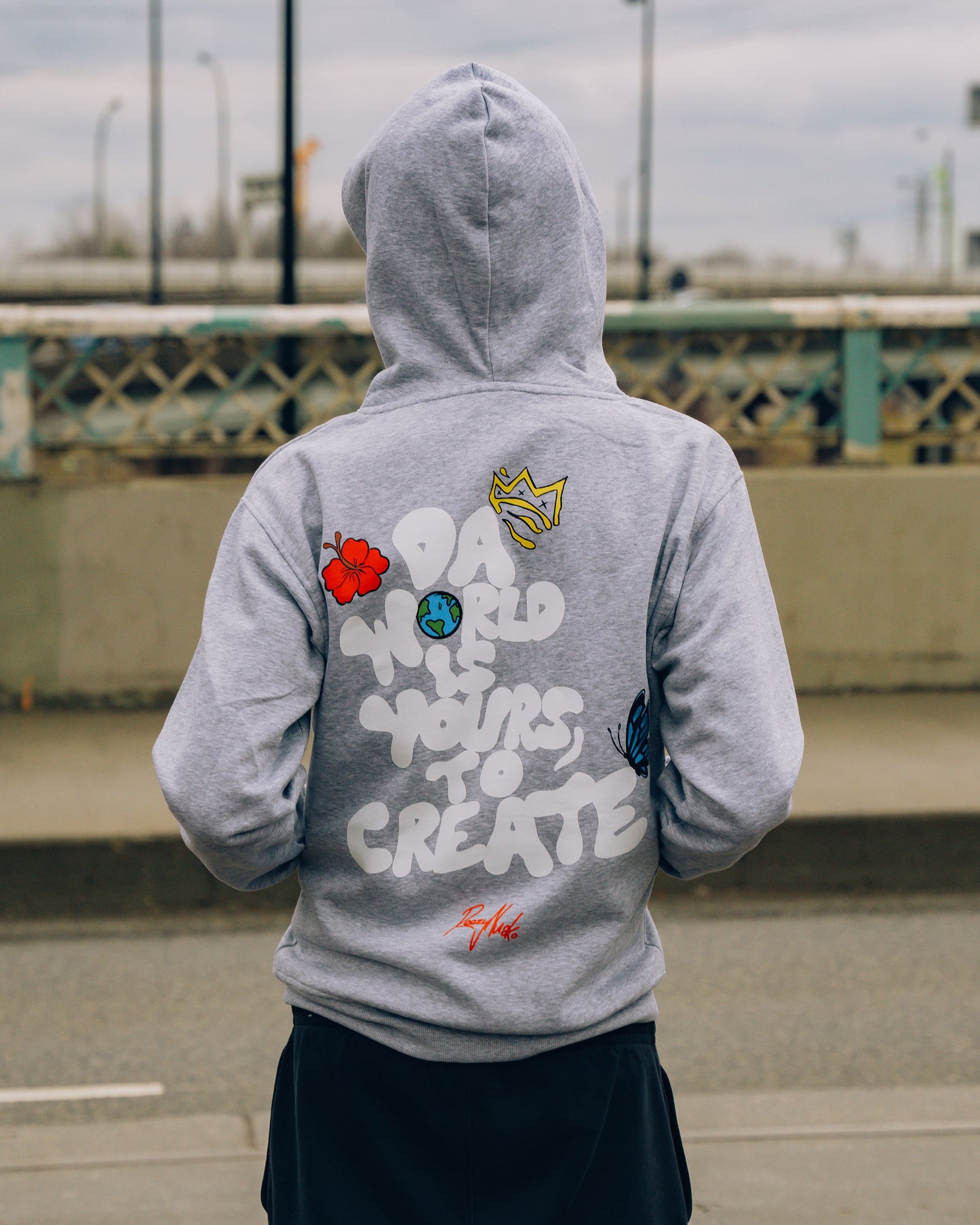 daCANVAS Graphic Hoodie - "DA WORLD IS YOURS TO CREATE"
